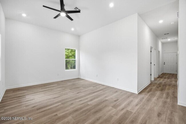 Foto del edificio - 12164 Lyons St