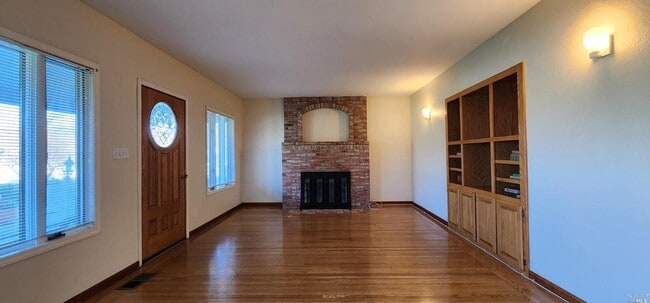 Building Photo - 5188 Gordon Valley Rd