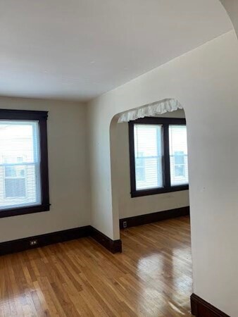 Foto del edificio - 37 Grant Ave