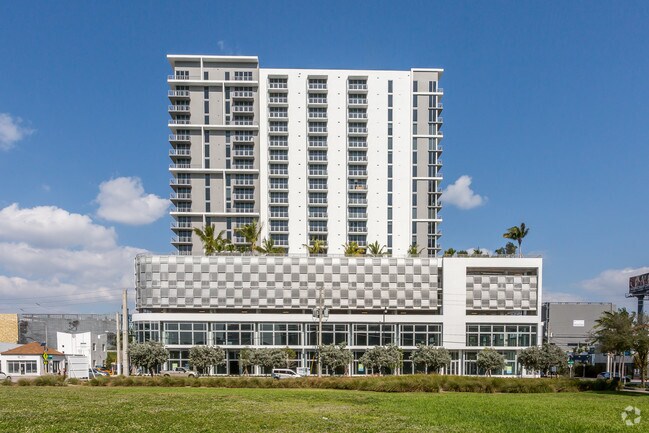 Eve At The District Apartments Miami Fl