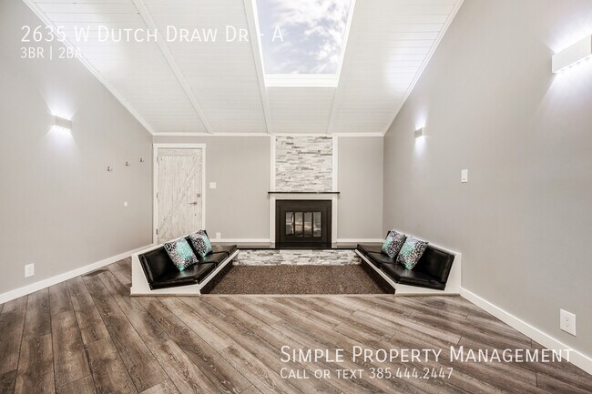 Building Photo - 2635 Dutch Draw S