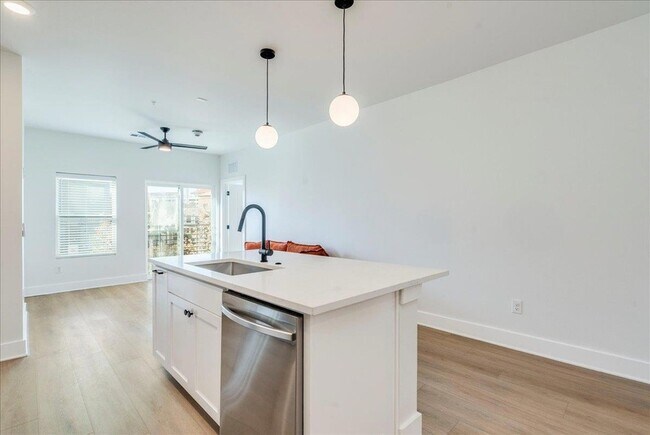 Foto del edificio - 3000 Duval St