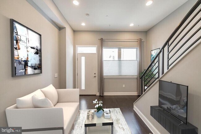 Foto del edificio - 618 Cantrell St