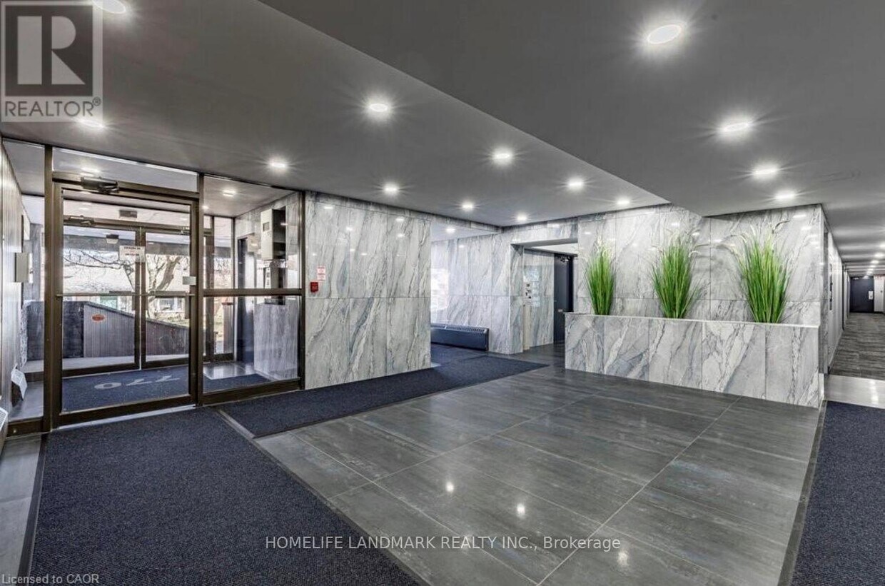 Building Photo - 770 Hager Ave