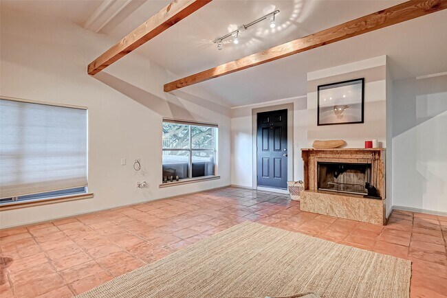 Foto del edificio - 1612 W Alabama St