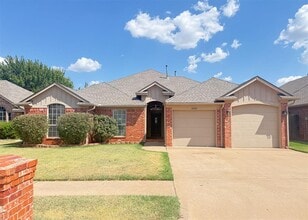 Building Photo - 18212 Willow Oak Ln