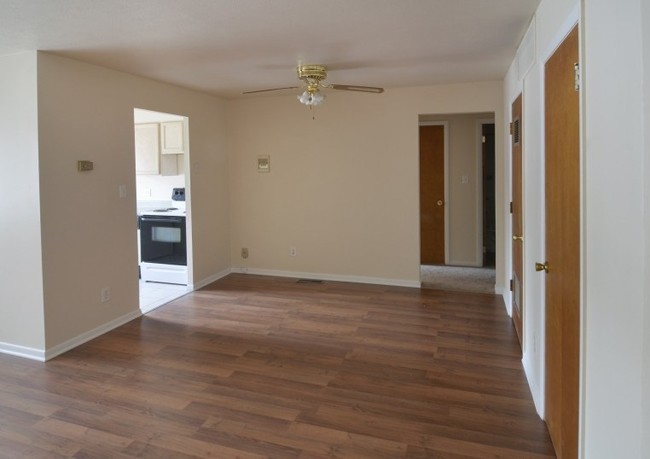 Dining room - Belvoir Center