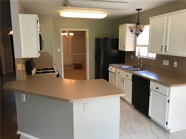 Foto del edificio - 7610 Colfax Dr