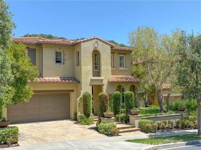 Building Photo - 18 Via Armilla