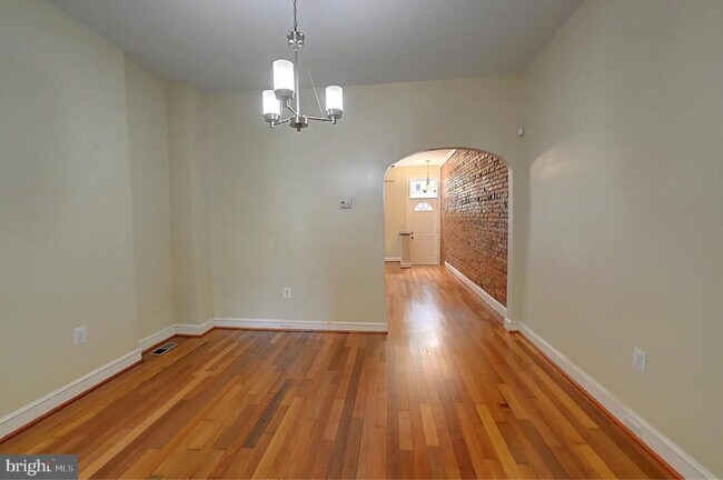 Foto del edificio - 2331 Guilford Ave