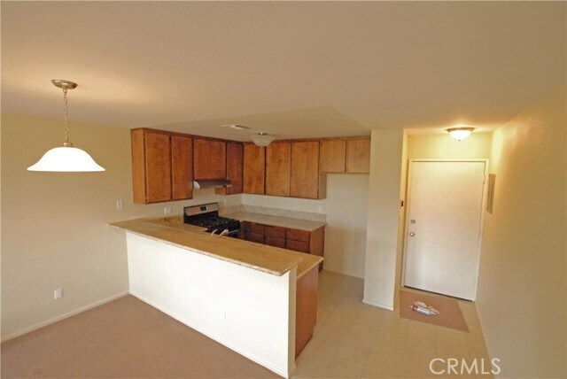 Foto del edificio - 17330 Chatsworth St