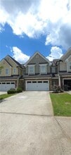 Building Photo - 1716 Lincoln Dr