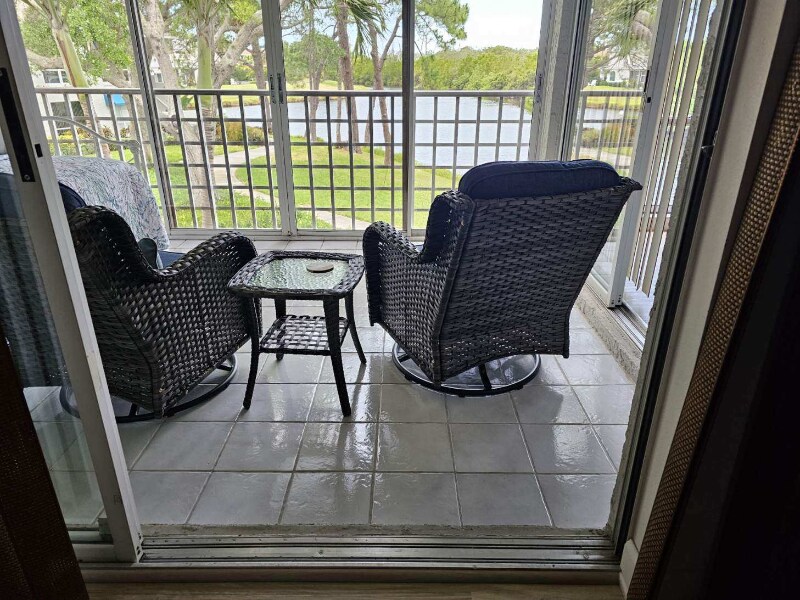 327 108th St W, Bradenton, FL 34209 Condo for Rent in Bradenton, FL