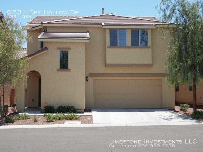 Large 2 Story Home With Additional Loft House For Rent In Las Building Photo Large 2 Story Home With Additional Loft