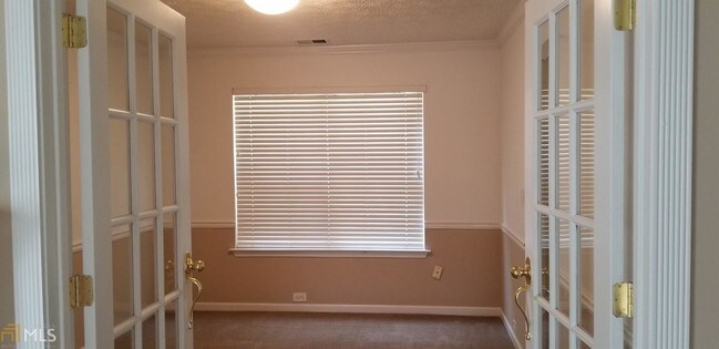 Building Photo - 2832 Golden Club Bend