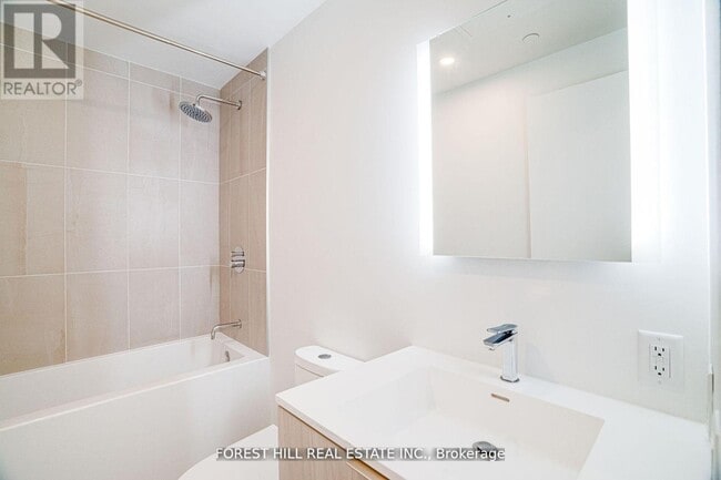 Photo du bâtiment - 185 Alberta Ave