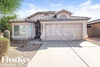 Building Photo - 2309 E Siesta Ln