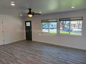 Building Photo - 102 Hoover Ave