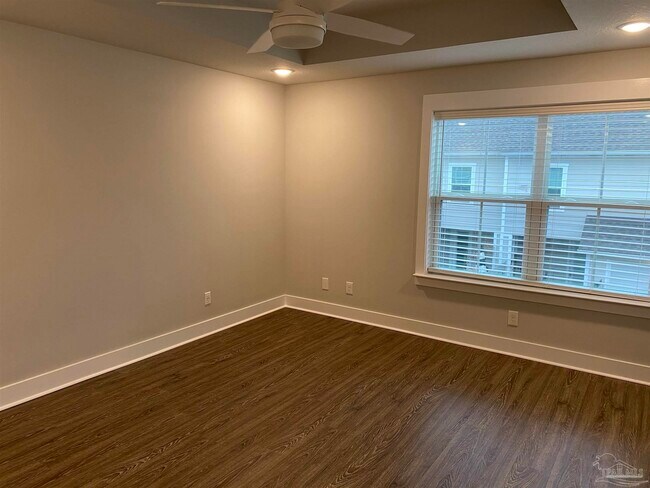 Foto del edificio - 291 Junction Ave