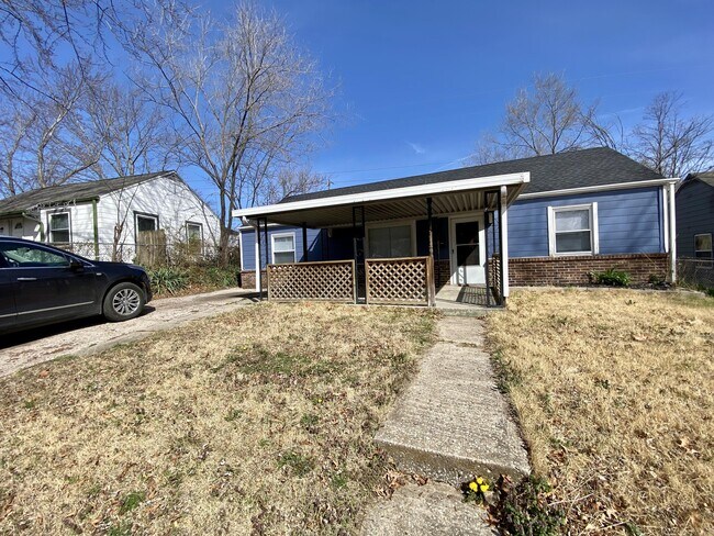 Building Photo - 4834 Woodend Ave