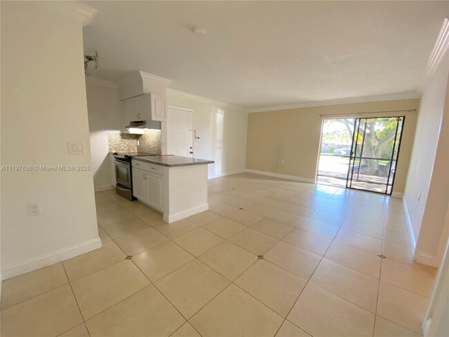 Foto del edificio - 19800 SW 103rd Ct