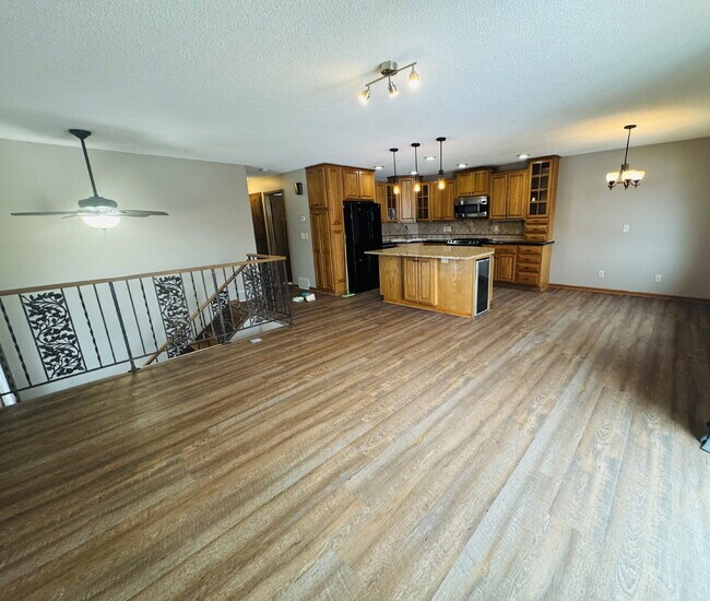 Foto del edificio - 7349 York Ave N