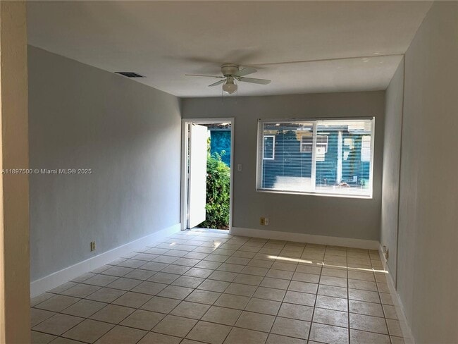 Foto del edificio - 240 NW 5th Ave