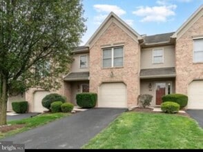 Building Photo - 471 Stonehedge Ln