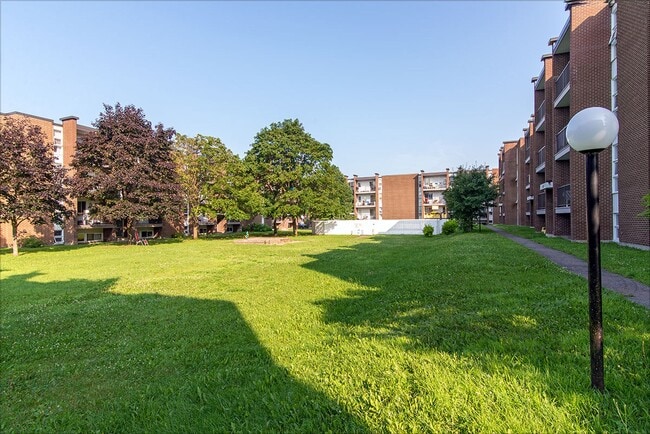 Photo du bâtiment - 930 avenue de Bourgogne