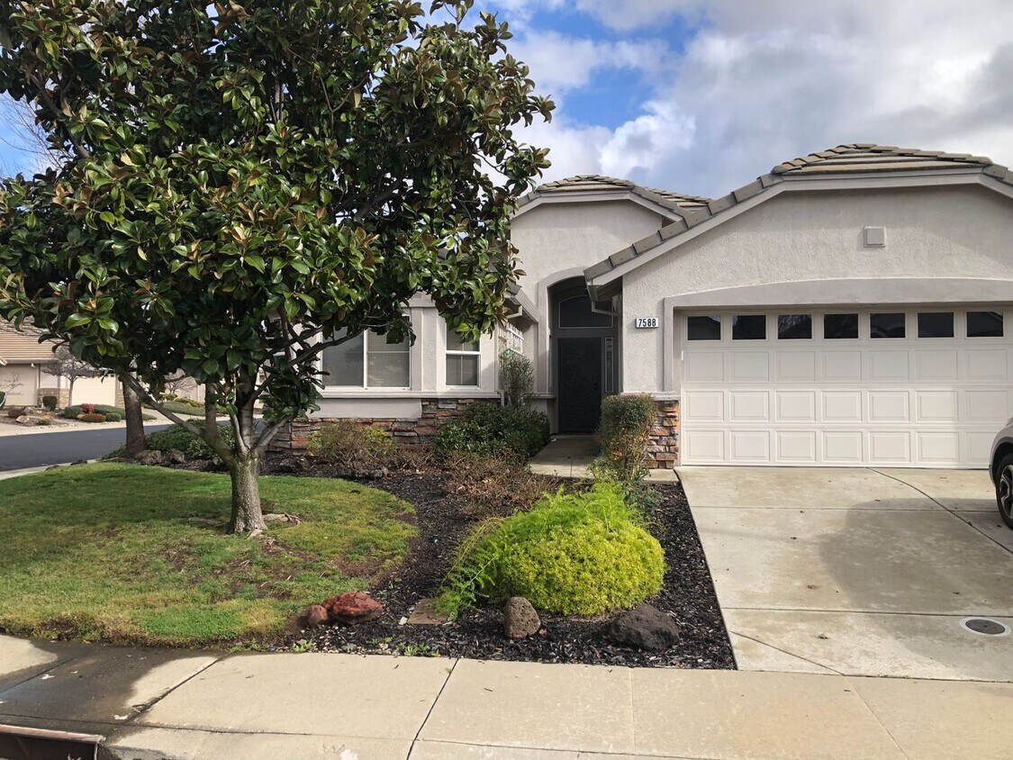 7588 Paiute Point Rd, Roseville, CA 95747 House Rental in Roseville