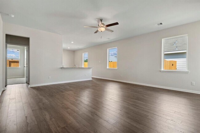 Building Photo - 16434 Blossom Grv Dr