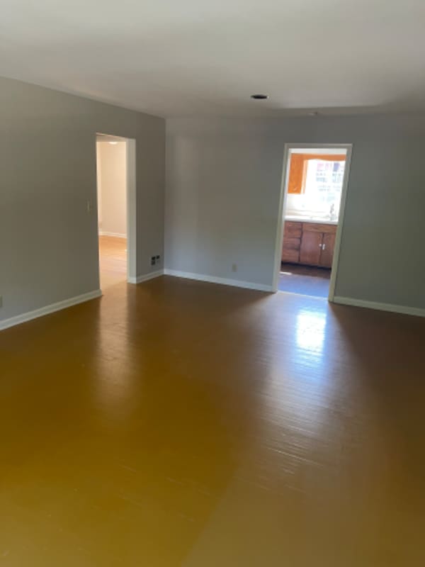 2100 Alta Ave Unit Apt 2, Louisville, KY 40205 Room for Rent in