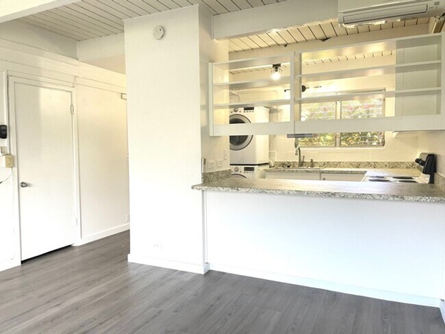 2 Bedroom, 2 Bathroom, 1 Parking (Tropic G... - 2 Bedroom, 2 Bathroom, 1 Parking (Tropic G... Townhome