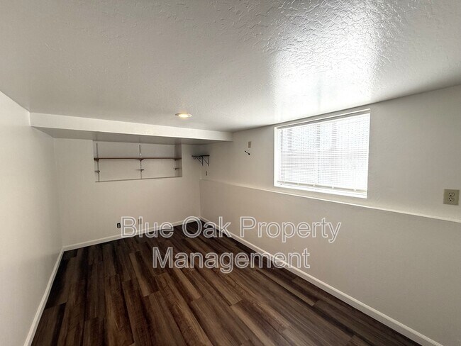 Foto del edificio - 918 Orient St