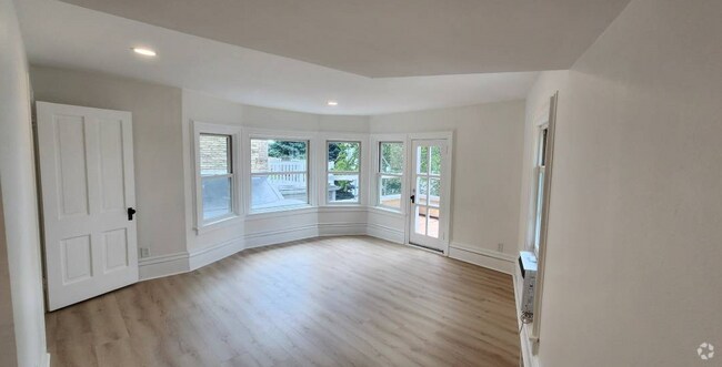 Building Photo - 731 Jenifer St