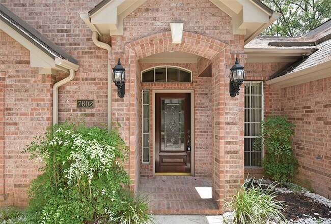 Foto del edificio - 7602 Melody Cir