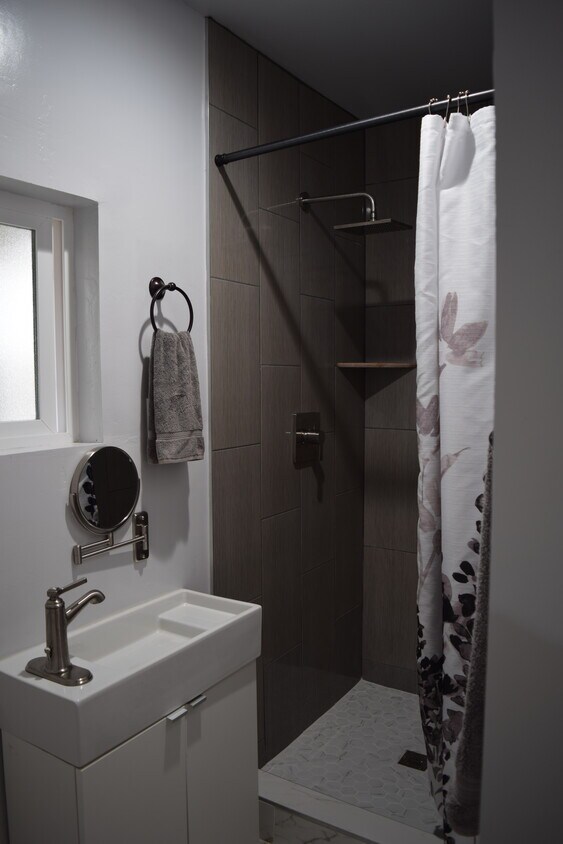 Foto principal - 4234 47th St