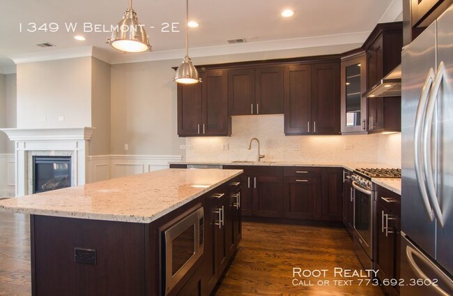 Foto del edificio - 1349 W Belmont Ave