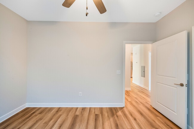 Building Photo - Preston Park Apartments