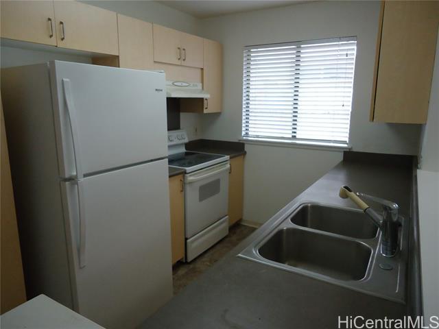 Building Photo - 95-1056-1056 Puukoa St