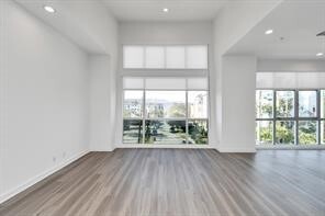 Foto del edificio - 207 Pierce St