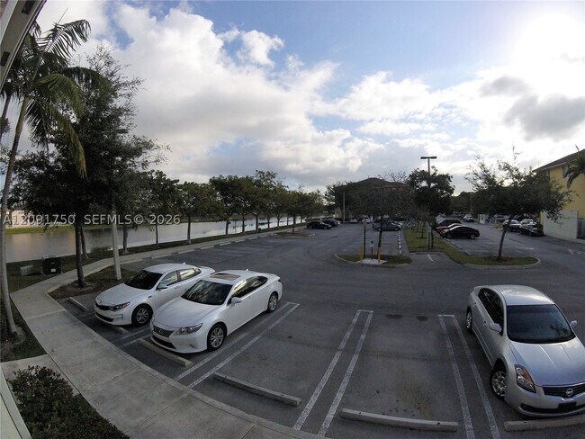 Foto del edificio - 11101 NW 83rd St
