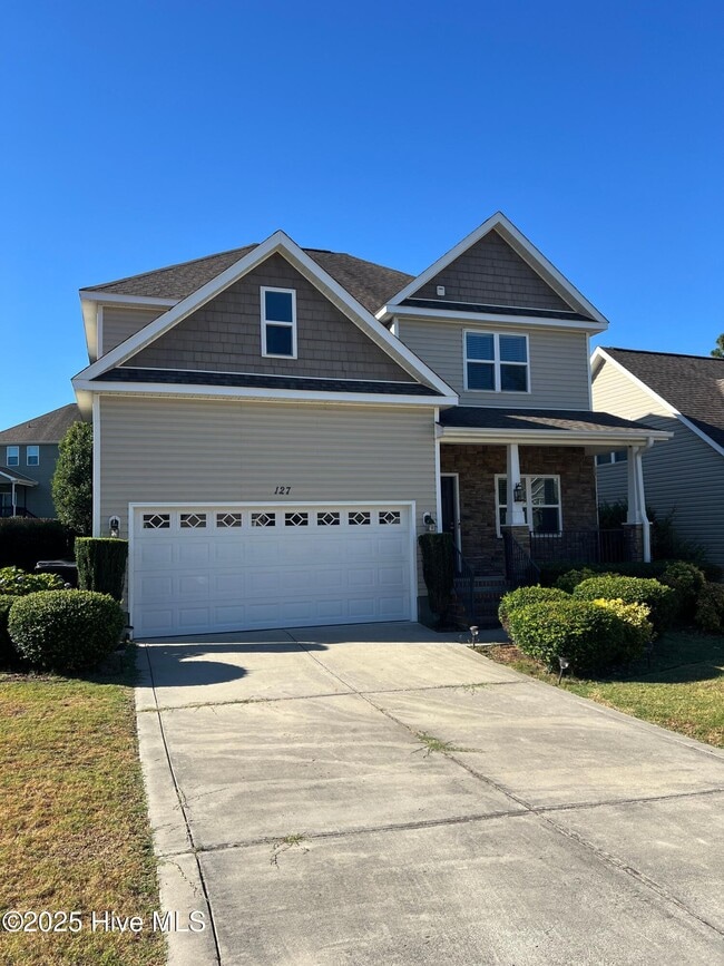 Building Photo - 127 Lightwater Dr