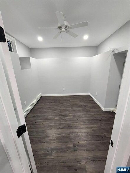 Photo - 237 Spring St House