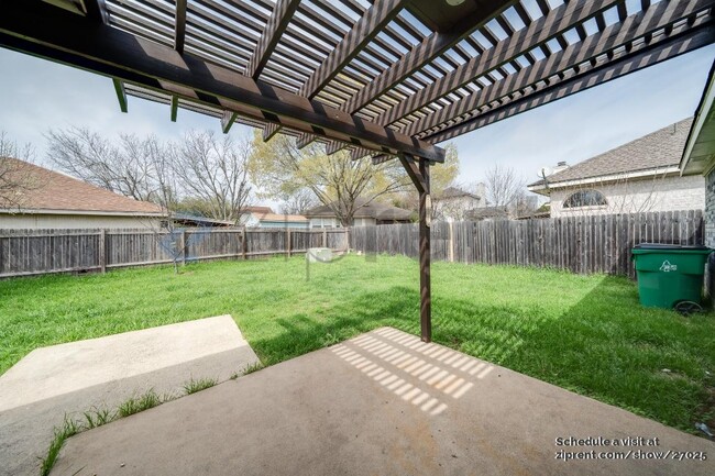 Building Photo - 20902 Gelding Ln