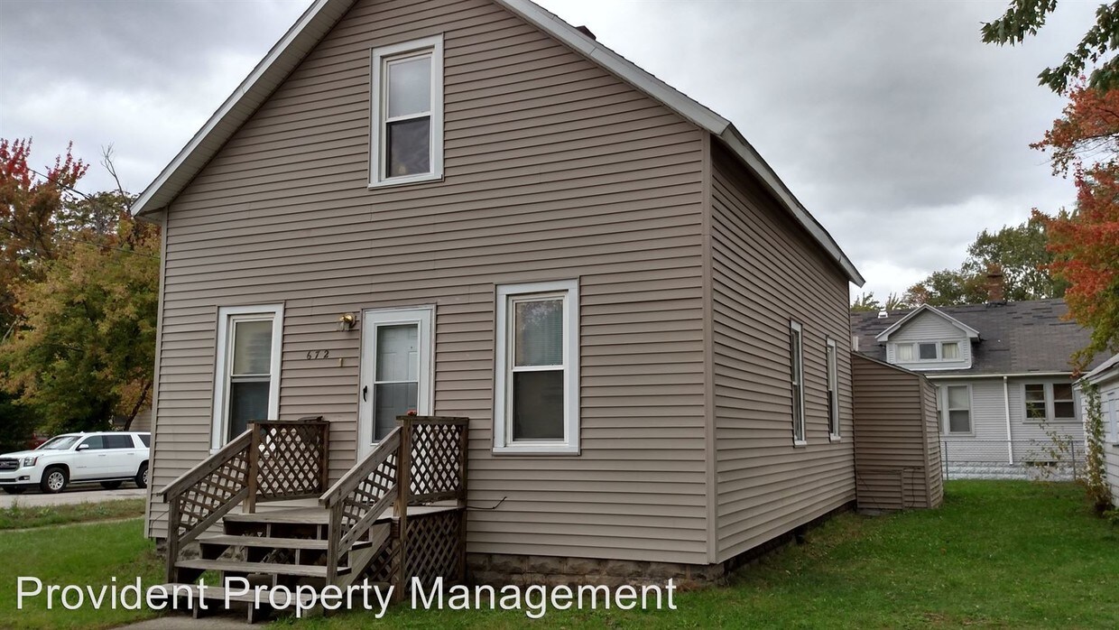 Primary Photo - 3 br, 1 bath House - 672 McLaughlin Avenue