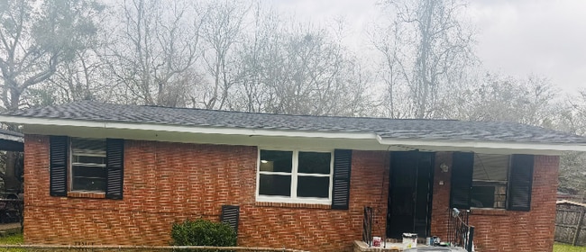 Building Photo - 2502 Dubose St