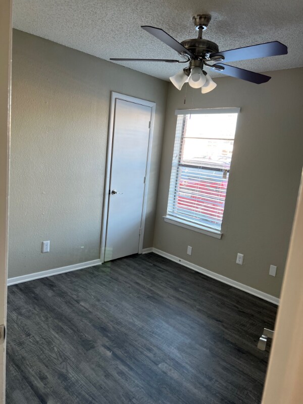 Foto del edificio - 3012 Sappington Pl
