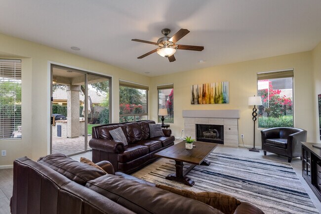 Foto del edificio - 6417 E Marilyn Rd