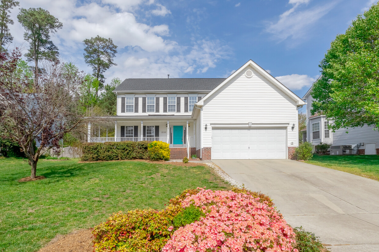 Foto principal - 2112 Echo Glen Ln